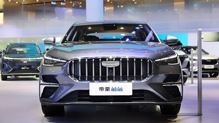 Geely trình làng mẫu sedan siêu tiết kiệm nhiên liệu, giá từ 230 triệu đồng - 2