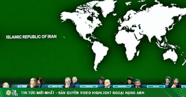 Bị thẩm vấn 3 giờ ở sân bay, quan chức Iran bỏ về, từ chối dự Đại hội FIFA