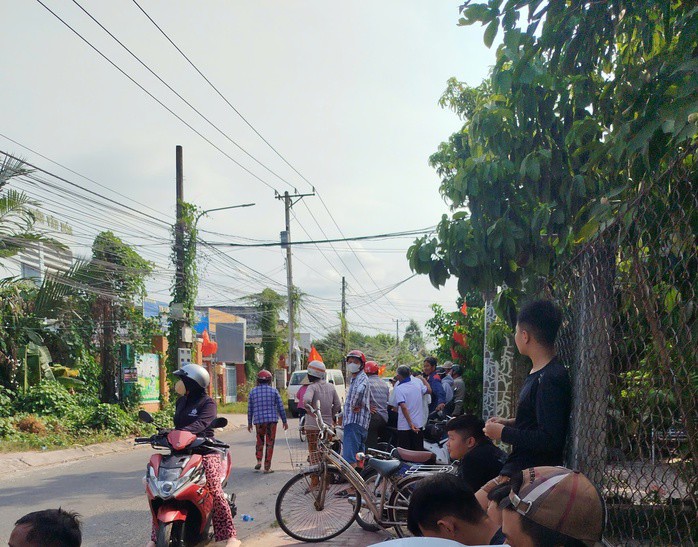 Vụ thảm án ở Tây Ninh: Thi thể 2 nạn nhân được đưa về Cà Mau - 2