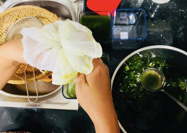 Loại lá trồng làm cảnh, nấu thành món giải nhiệt, mát gan ngày hè - 4