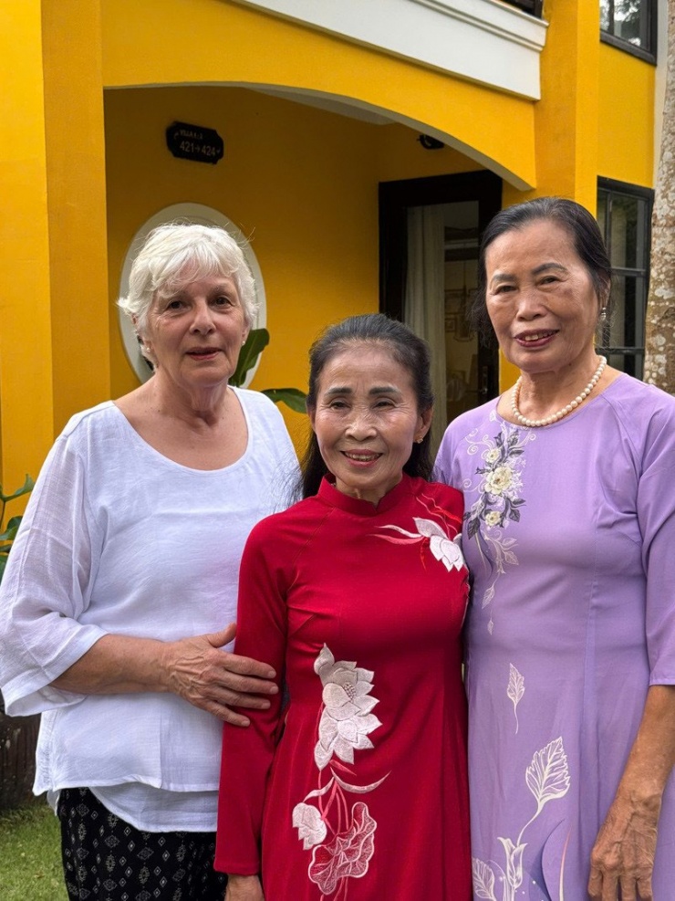 Hai bên thông gia có những trải nghiệm thú vị cùng nhau 