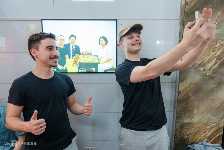 Check in 'bàn ăn Tổng thống Hàn Quốc' ở quán phở - 4