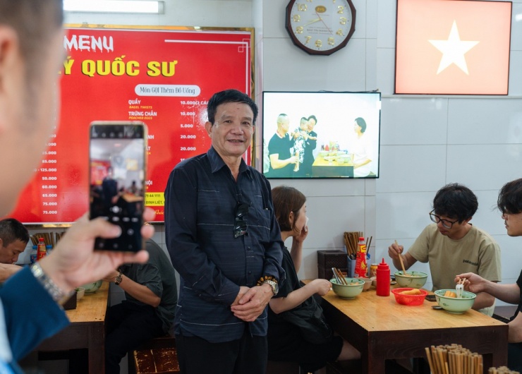 Check in 'bàn ăn Tổng thống Hàn Quốc' ở quán phở - 5