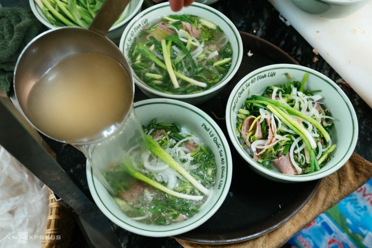 Check in 'bàn ăn Tổng thống Hàn Quốc' ở quán phở - 13
