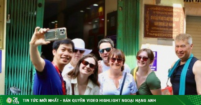 Căn hầm bí mật giữa lòng TPHCM hút khách những ngày đầu tháng 5