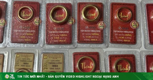 Giá vàng hôm nay giảm sâu, chị em tranh thủ ‘gom vàng’ nhưng thời điểm này liệu đã thật sự 'bắt đáy'