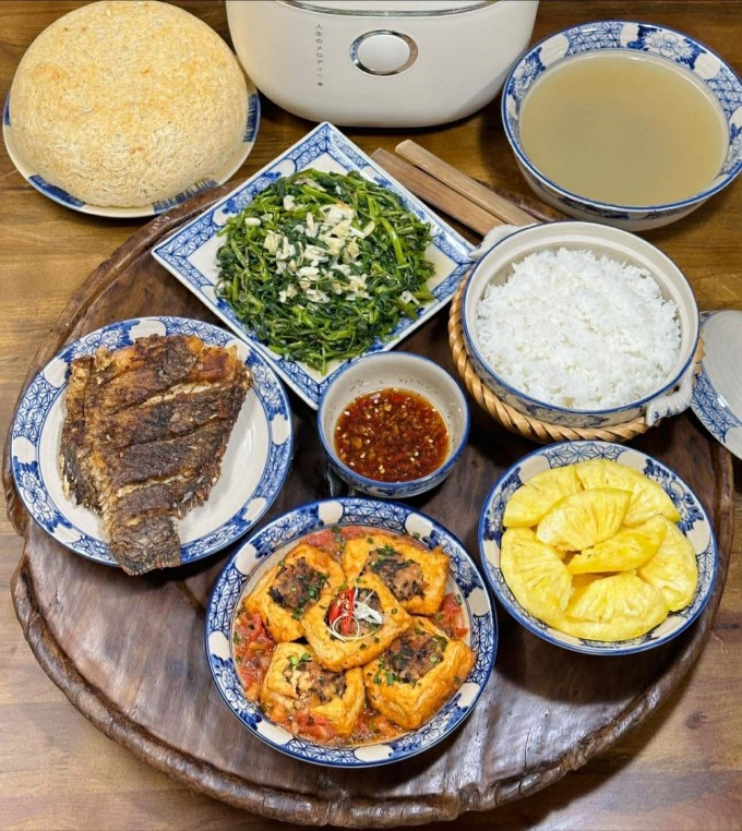 Những mâm cơm hè giá dao động 120.000 đồng cho 4 người của 9X Hà Nội - 2
