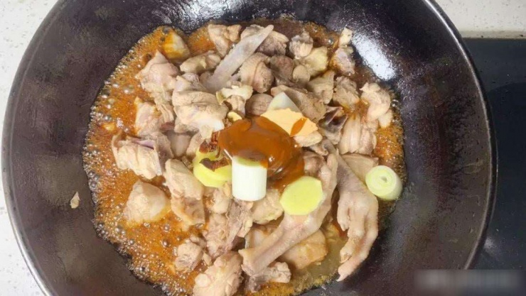 Loại thịt hoàn hảo cho mùa hè, ít dầu mỡ hơn thịt bò, giàu protein, hầm cách này mềm mại, đậm đà - 3