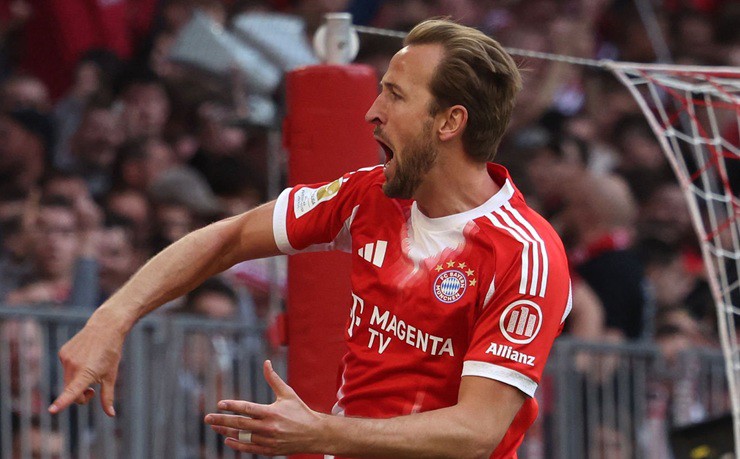 Harry Kane là cầu thủ người Anh duy nhất ghi nhiều bàn hơn Toney ở mùa giải này