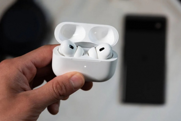 Apple hoàn thiện tai nghe có camera, mở ra kỷ nguyên AI mới