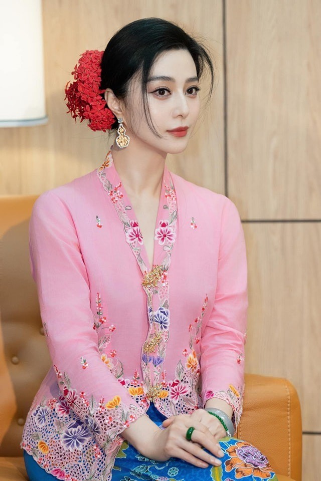 Bộ sưu tập trang sức ngọc 'con cưng' của Phạm Băng Băng - 5