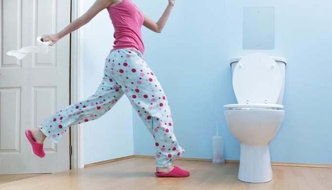 Nhịn tiểu vào ban đêm là thói quen không tốt cho thận.