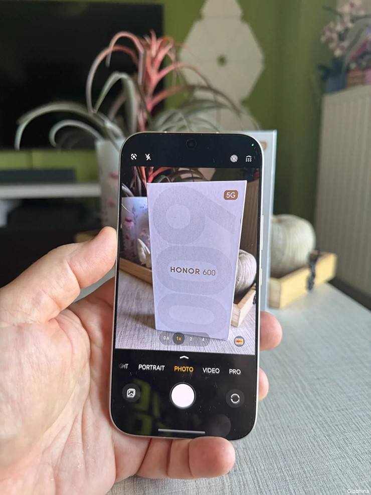 Ông vua smartphone tầm trung khiến nhiều flagship phải dè chừng - 3