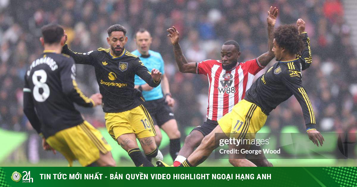 Video bóng đá Sunderland – MU: Phung phí cơ hội, cột dọc cứu nguy (Ngoại hạng Anh)