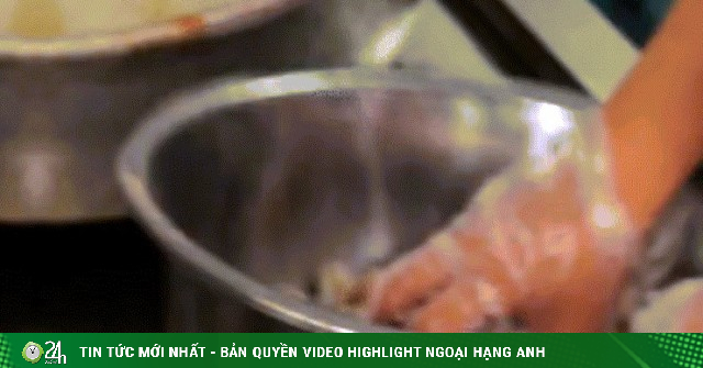 Khách Mỹ thử 6 quán Michelin ở Hà Nội, mê nhất món có nguyên liệu ‘nhìn khó nuốt’