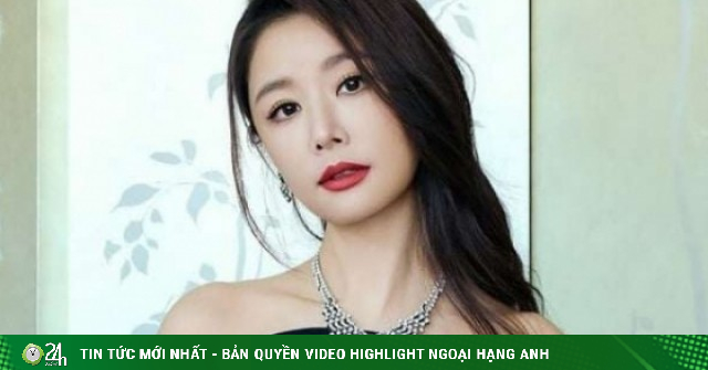 Lâm Tâm Như rạng rỡ tuổi 50 nhờ lối sống kỷ luật