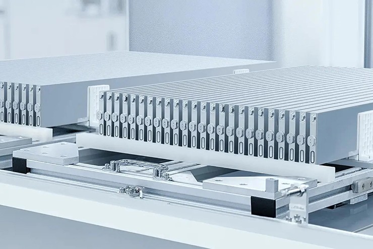 Nhưng nhiệt độ khi sạc nhanh&nbsp;thực sự vẫn là một thách thức mà các hãng đang nỗ lực cải thiện.