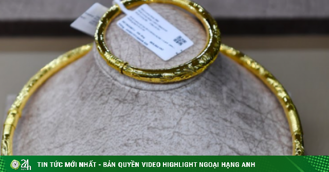 Không mừng cưới em trai bạn bằng vàng, tôi bị cạch mặt sau 15 năm thân thiết