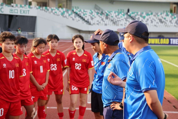 U17 nữ Việt Nam thua Australia và bị loại, HLV Nhật Bản tiếc nuối điều gì? - 2