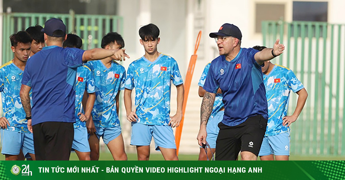 U17 Việt Nam đấu U17 UAE tranh vé World Cup, HLV Cristiano tung chiêu cuối