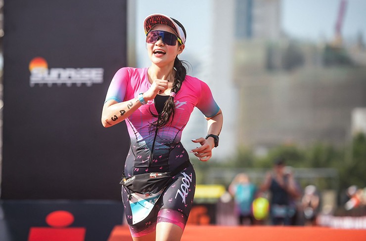 Thủy Top hoàn thành cuộc thi Ironman khắc nghiệt