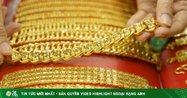 Chốt giá vàng hôm nay ngày 14/5 nằm yên nghe ngóng