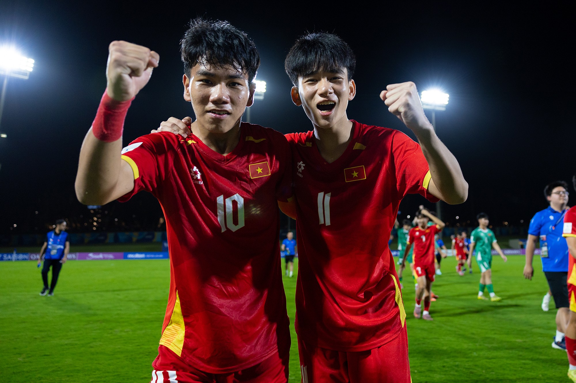Nguyễn Lực và Văn Dương góp công lớn vào chiến thắng của U17 Việt Nam trước U17 UAE.