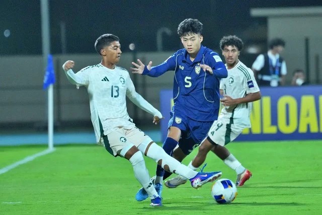 U17 Saudi Arabia thi đấu vất vả trước U17 Thái Lan ở vòng bảng