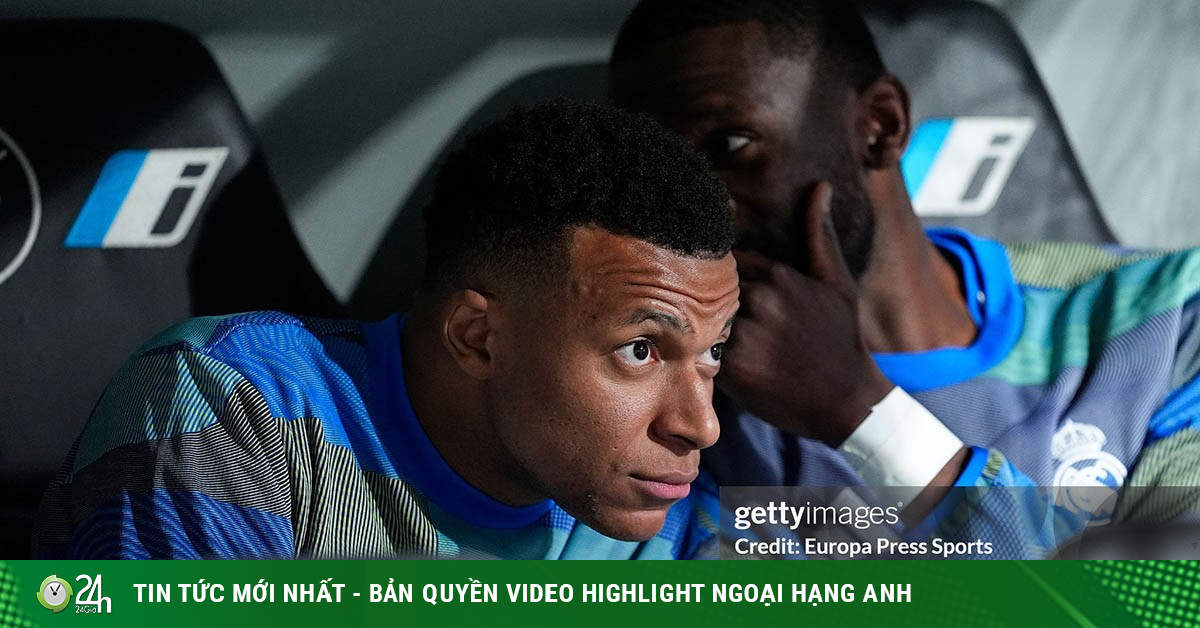 Real Madrid thêm loạn: Mbappe bóng gió chỉ trích HLV trưởng, Arbeloa phản pháo