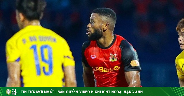 Video bóng đá SLNA - Ninh Bình: Bước ngoặt penalty, cú đúp thần tốc (V-League)