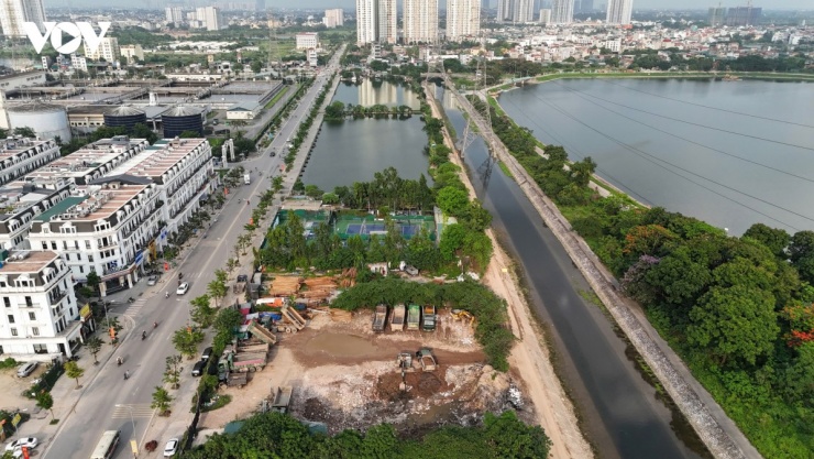 Hoạt động san gạt, hủy hoại đất nông nghiệp vẫn đang diễn ra.