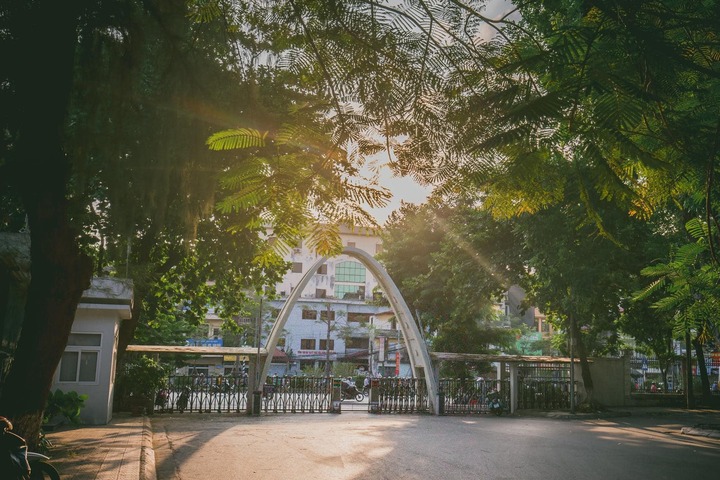 Hội sinh viên Đại học Bách Khoa Hà Nội)