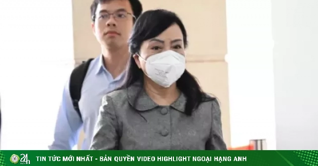 Hình ảnh cựu Bộ trưởng Nguyễn Thị Kim Tiến tại phiên tòa vụ sai phạm trong đầu tư cơ sở 2 BV Bạch Mai, Việt Đức