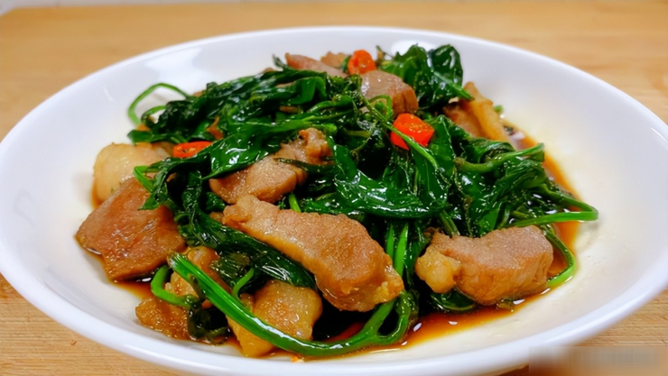 Loại rau ít người biết ăn, non mềm, cay nhẹ, xào với thịt ba chỉ thành món ngon thơm phức, hấp dẫn - 6