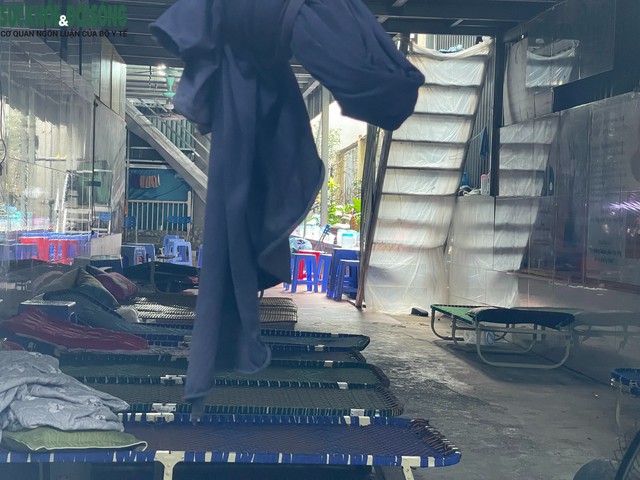 Hình ảnh vắng lặng bên trong cơ sở chữa bệnh bằng nước của ông Nguyễn Tiến Nam ngày 21/5.