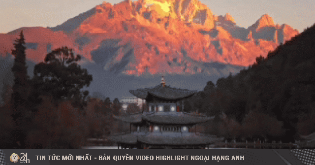 Bình minh đẹp như tranh sơn dầu ở Lệ Giang