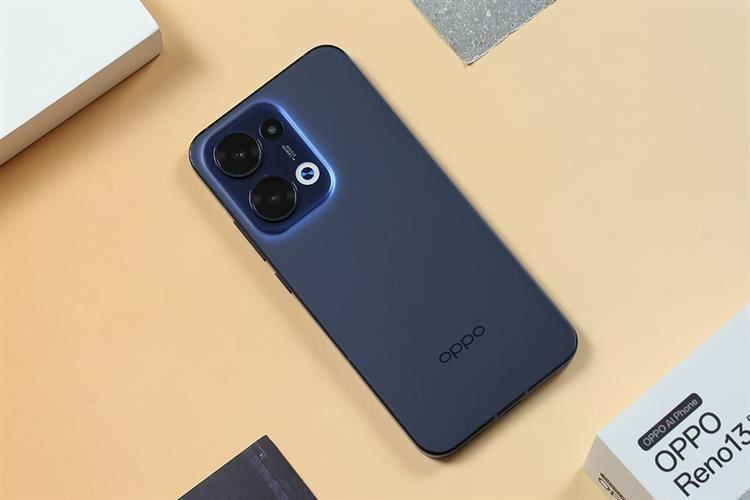 OPPO Reno13 5G.