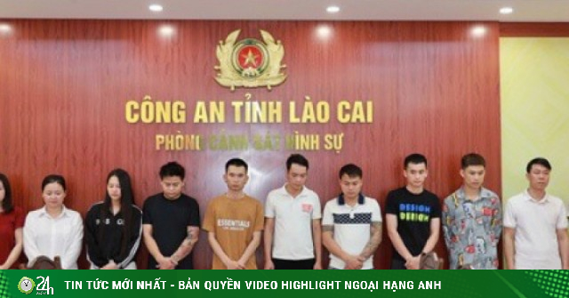 Bắt 11 đối tượng lừa đảo bằng trò 'đổ thạch' online