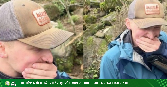 Clip khách Tây nếm mèn mén Hà Giang, nhai mãi không hết khiến dân mạng bật cười