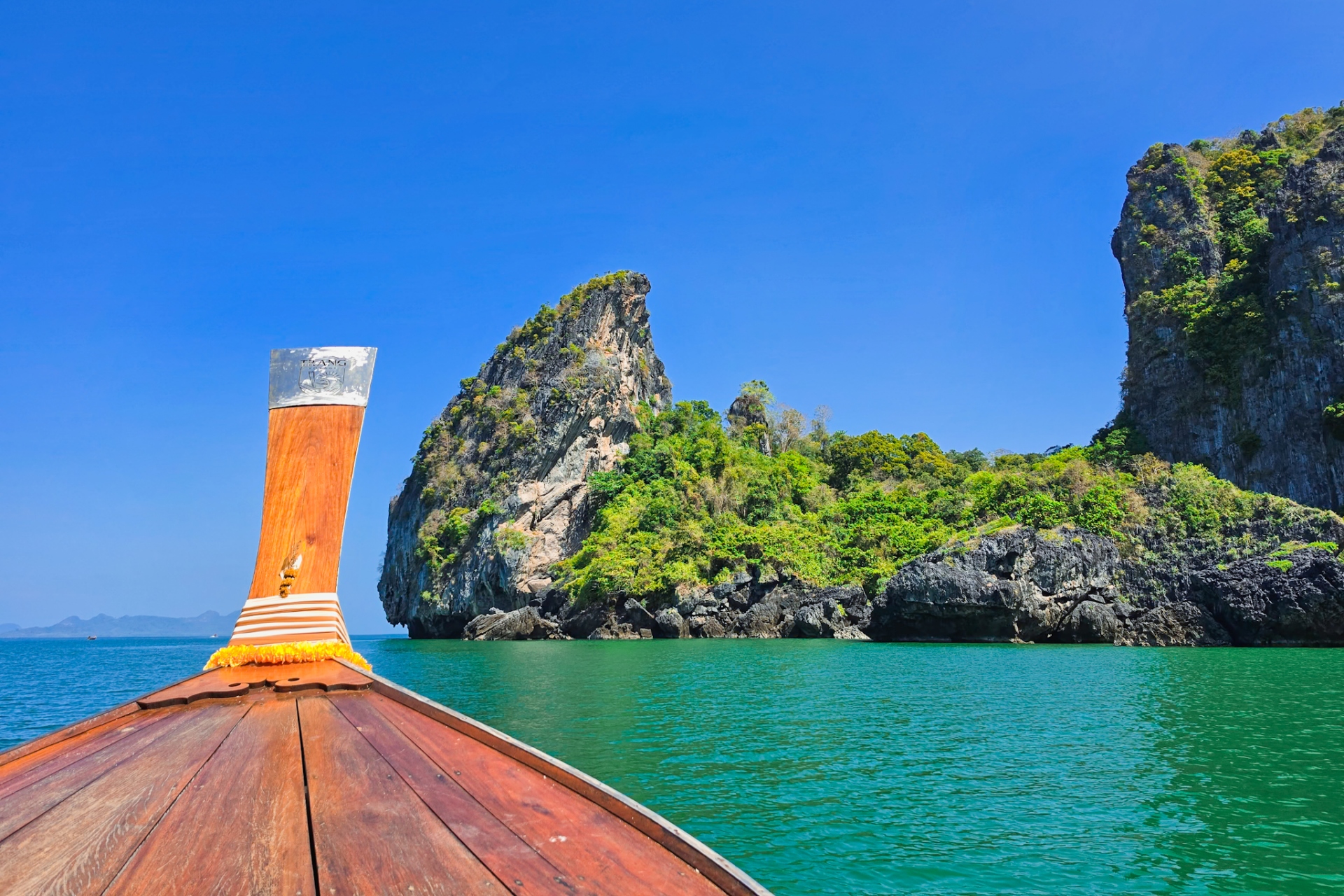 Koh Kradan từ lâu đã trở thành điểm chụp ảnh cưới dưới biển nổi tiếng nhất Thái Lan.