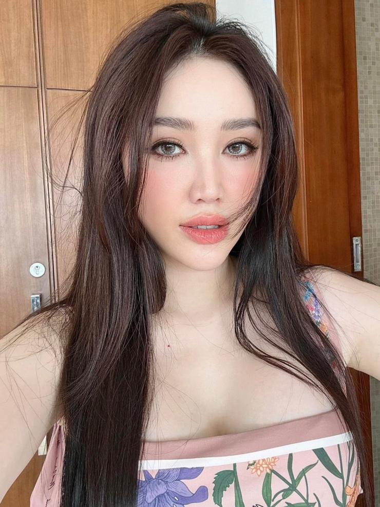 Ảnh sao 25/5: Subeo ra dáng hot boy khi đi ăn cùng Hồ Ngọc Hà - 8