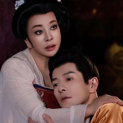 'Võ Tắc Thiên' Lưu Hiểu Khánh gây sốt với phim ngắn đạt 100 triệu view - 4