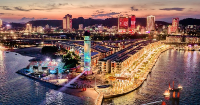 Sun Bavaria Ha Long: Nhà hàng duy nhất tại Quảng Ninh sở hữu show diễn ánh sáng 3D Mapping và pháo hoa nghệ thuật hàng đêm