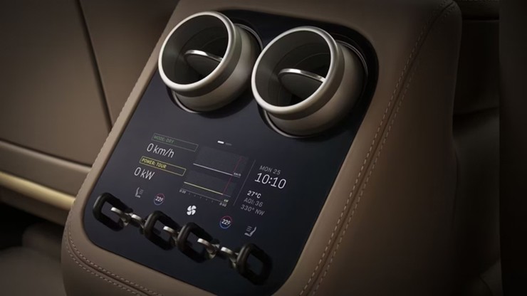 Jony Ive giúp Ferrari làm điều Apple từng mơ với chiếc xe điện đầu tiên - 6