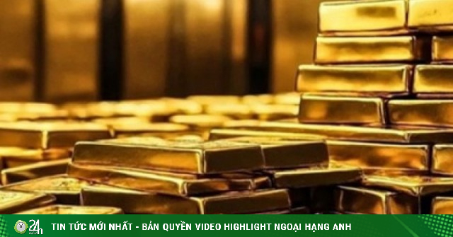 Giá vàng thế giới gặp khó ở mốc 4.500 USD