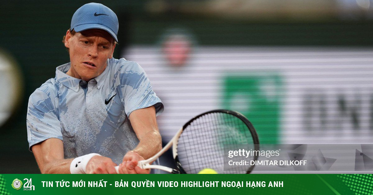 Video tennis Sinner - Tabur: Vùng lên sau thảm bại 1-6 set đầu (Roland Garros)