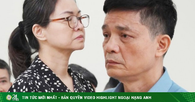 Tuyên án vụ đưa, nhận hối lộ xảy ra ở Cục An toàn thực phẩm: Tòa bỏ một tình tiết tăng nặng với tất cả bị cáo
