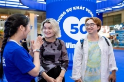 Tái hiện 50 năm phụng sự bằng trải nghiệm, gian hàng Vinamilk hút khách tại triển lãm sữa 2026
