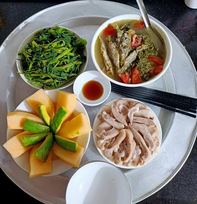 Những mâm cơm hè dao động 100.000 đồng cho 3-4 người của mẹ Hà Nội - 12