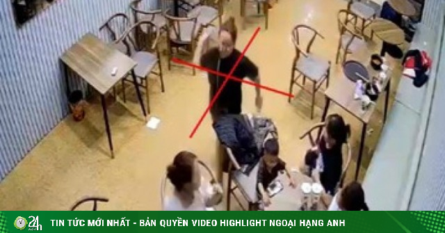 'Nữ quái' sinh năm 2002 mang dao vào quán trà sữa chém người